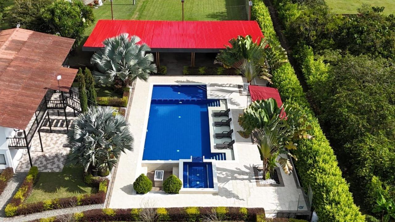 Finca Casa Blanca Armenia  Luaran gambar